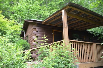 Panther Creek Cabins Deals Reviews Cherokee Usa Wotif