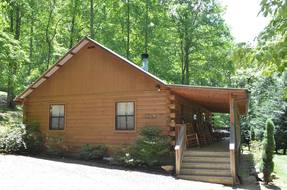 Panther Creek Cabins in Cherokee Best Rates & Deals on Orbitz
