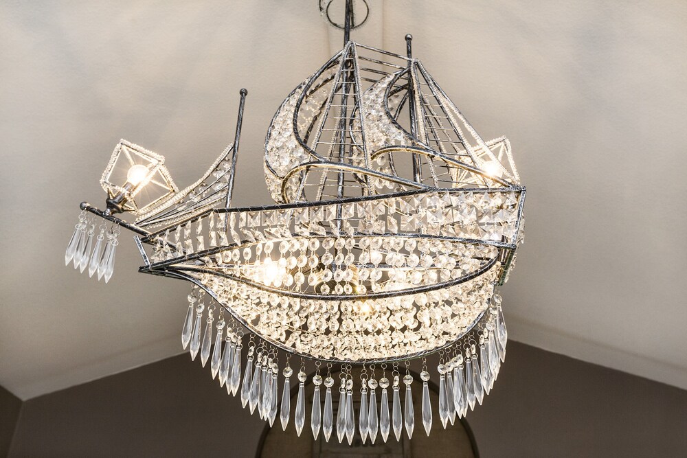 Beautiful Beach House Steps From The Beach And Hiking Trails