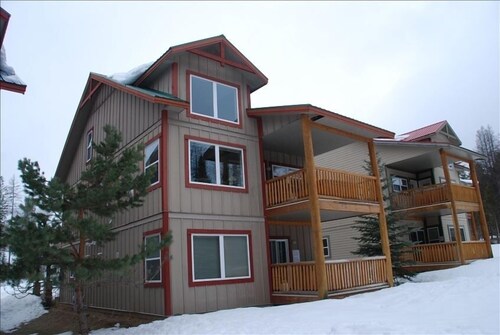 Hotels Near Kimberley Alpine Resort Cranbrook Find Cheap 81
