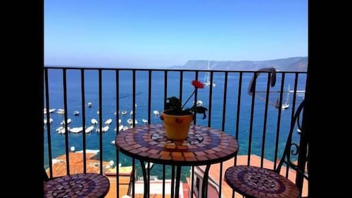 Casa Vacanze Vita In Scilla Italy Expedia Iceland vacation travel guide | expedia. casa vacanze vita in scilla italy