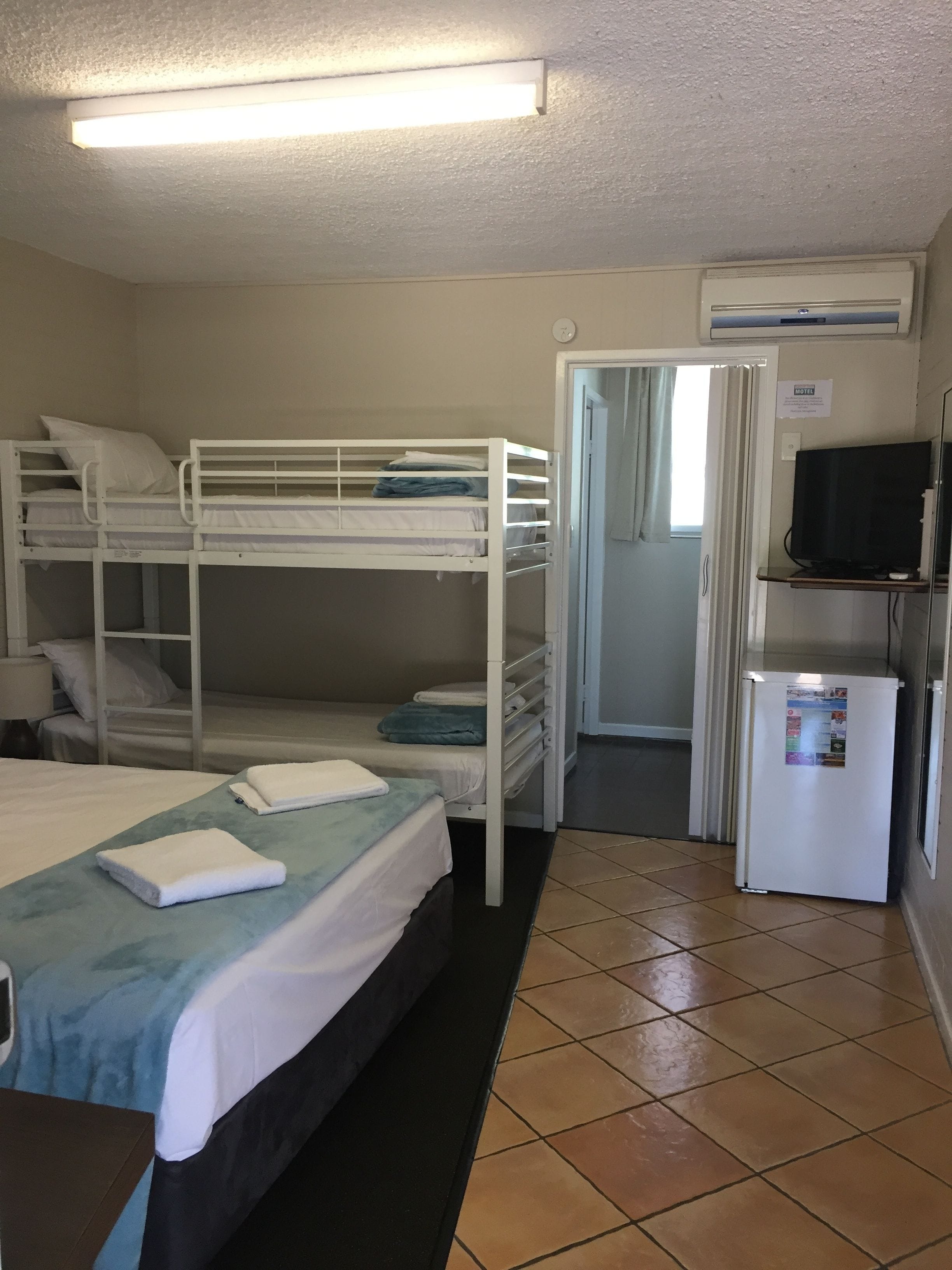 Paradise Lodge Motel