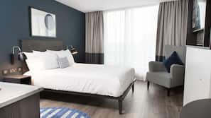 In-room safe, desk, laptop workspace, iron/ironing board
