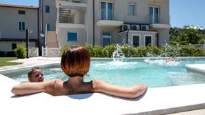 Piscina stagionale all'aperto