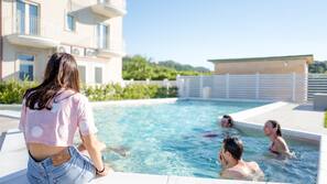 Piscina stagionale all'aperto