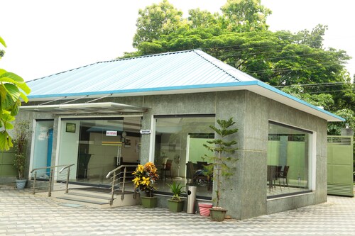 Kalady Hotels From 92 Hotel Deals Travelocity Top Hotel Deals In Kalady Oyo 7630 Edery Village