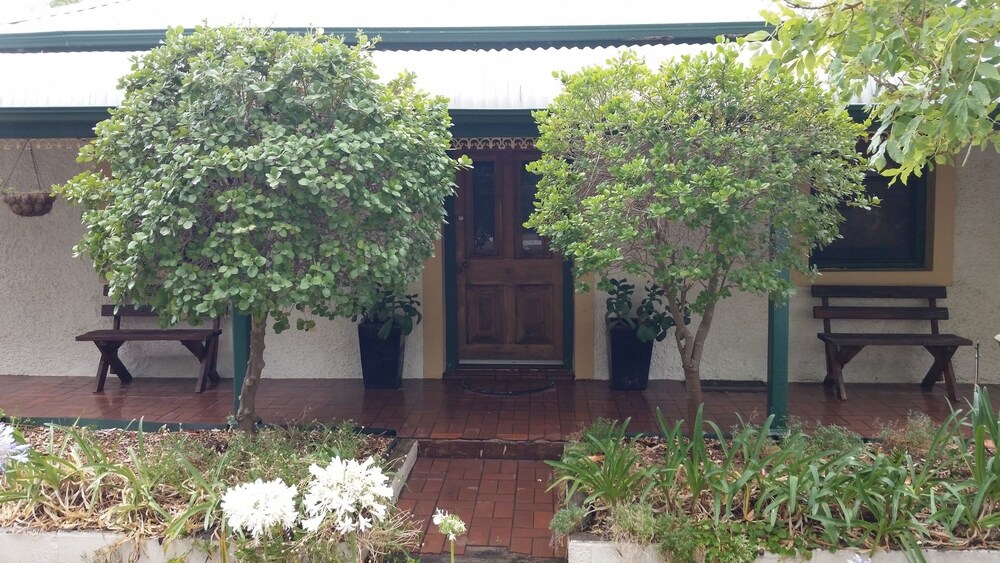 Possum Cottage