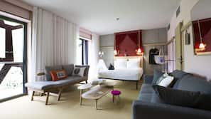 1 slaapkamer, luxe beddengoed, een kluis op de kamer, een bureau