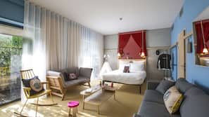 1 slaapkamer, luxe beddengoed, een kluis op de kamer, een bureau