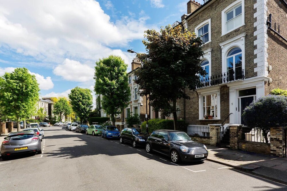 Veeve Dartmouth House In London Hotel Rates Reviews On - 