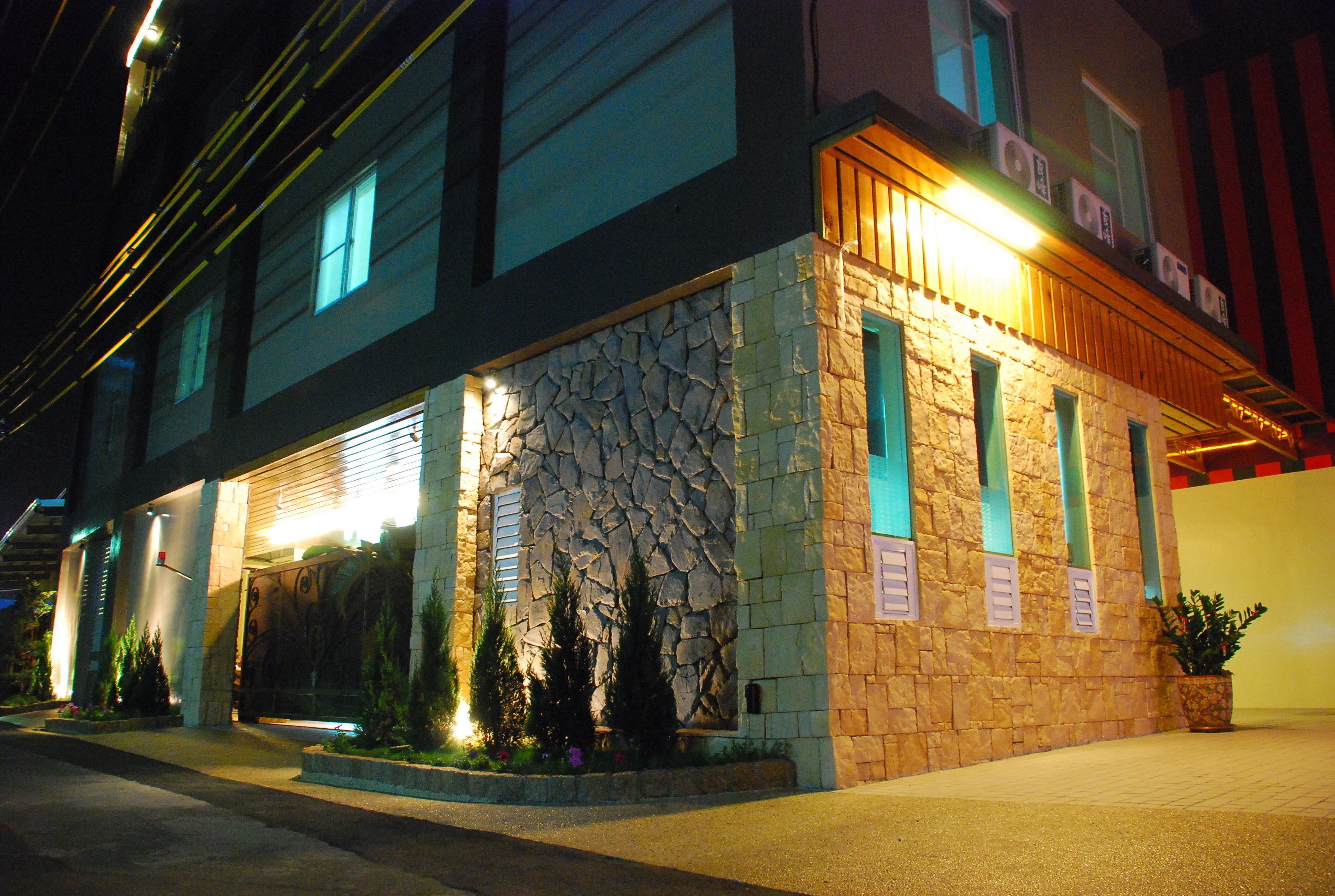 2022 限時飯店優惠 歐閣精品汽車旅館 屏東館 Ouge Boutique Motel Pingtung 九如 Expedia Com Tw