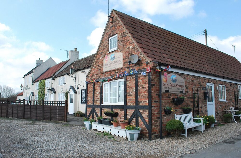 Yarm Cottages 4 U In Stockton On Tees Cheap Hotel Deals Rates