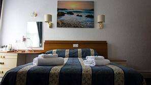 Iron/ironing board, cots/infant beds