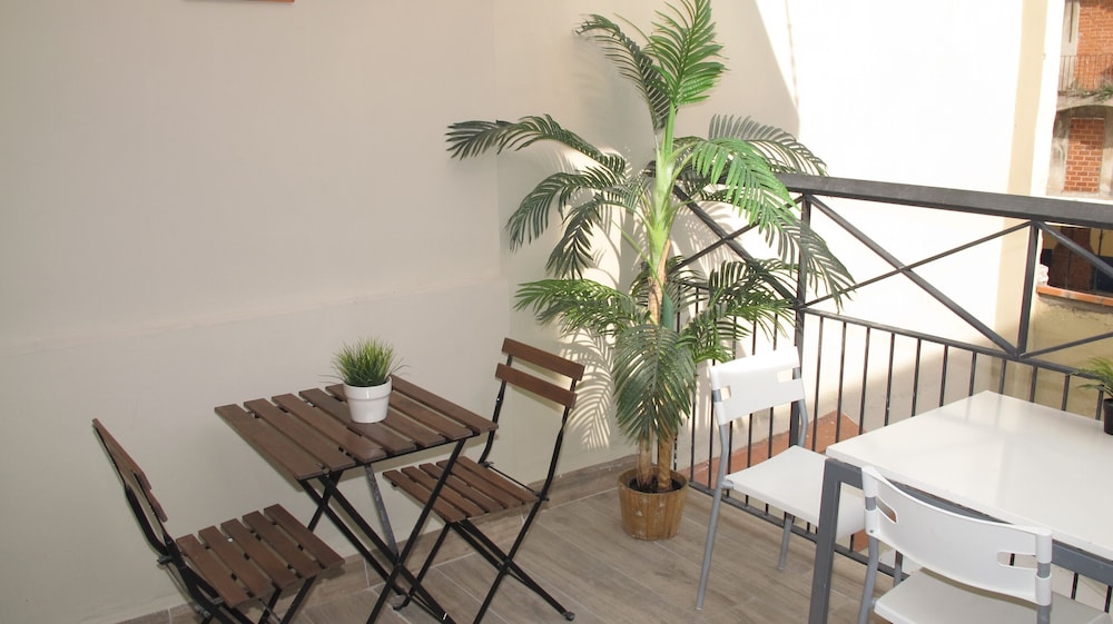 Photo - YOUTH HOSTEL - Central and Basic Drassanes