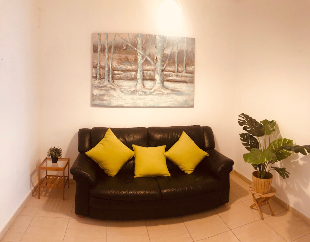 Photo - YOUTH HOSTEL - Central and Basic Drassanes