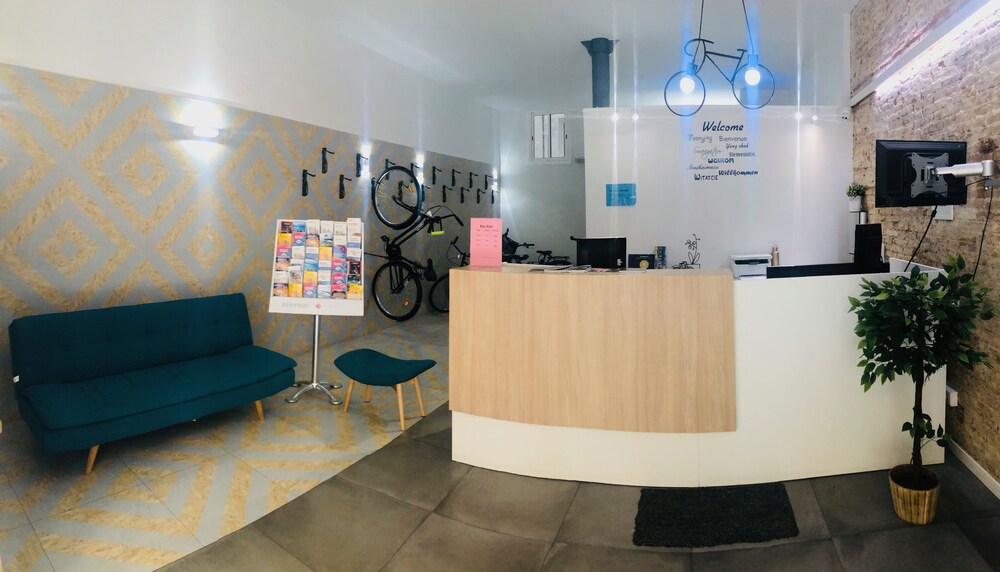 Photo - YOUTH HOSTEL - Central and Basic Drassanes