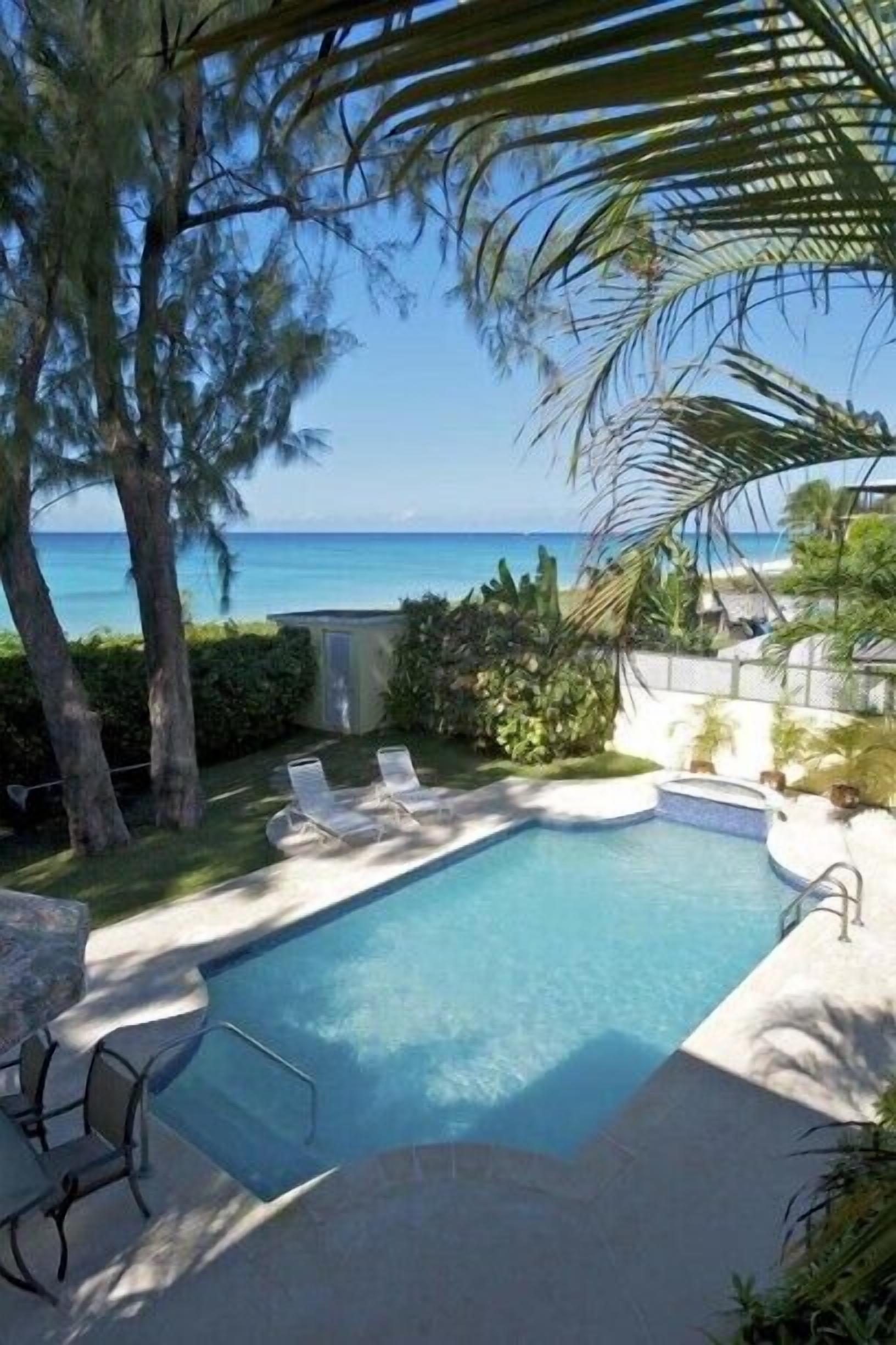Luxury Beach Apartments With Lovely Harbor View in Bridgetown, Barbados