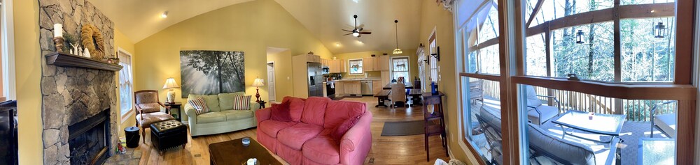 Luxury cabin overlooking large trout pond at former summer camp .. Come and play