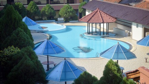 Pangandaran Hotels With A Pool Cheap Hotels With Pools