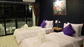 In-room safe, free WiFi