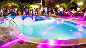 Piscina stagionale all'aperto