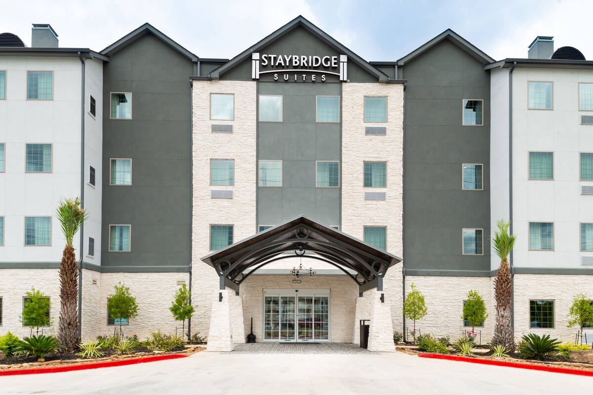 Staybridge Suites Lake Charles In Lake Charles La Expedia