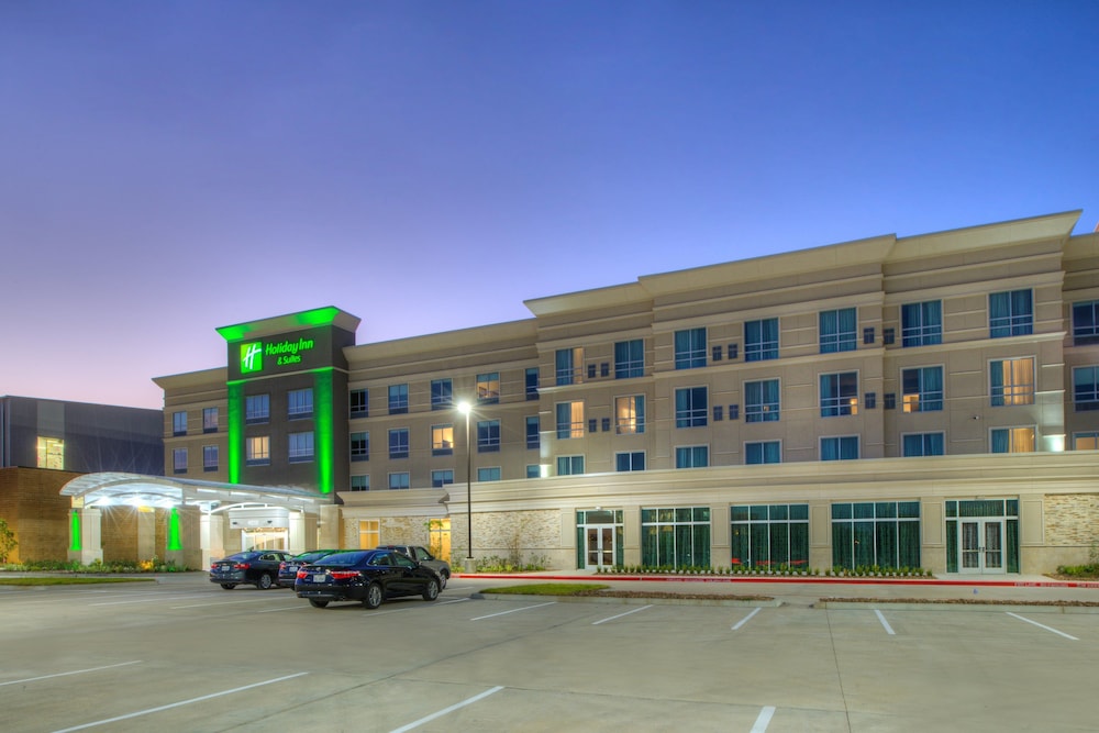 Holiday Inn Hotel & Suites Houston West - Katy Mills in Katy, United States