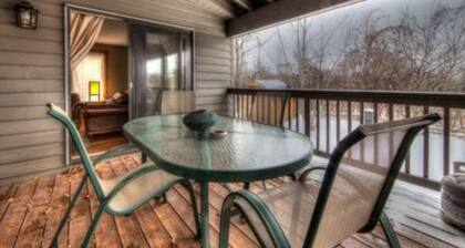 6 Bed Blue Mountain Executive Chalet with Hot Tub 157