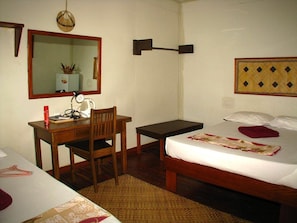 Iron/ironing board, free WiFi, bed sheets