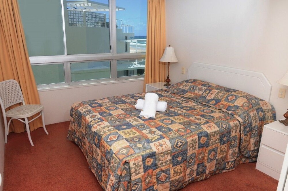 Anglesea Beachfront Court Holiday Units