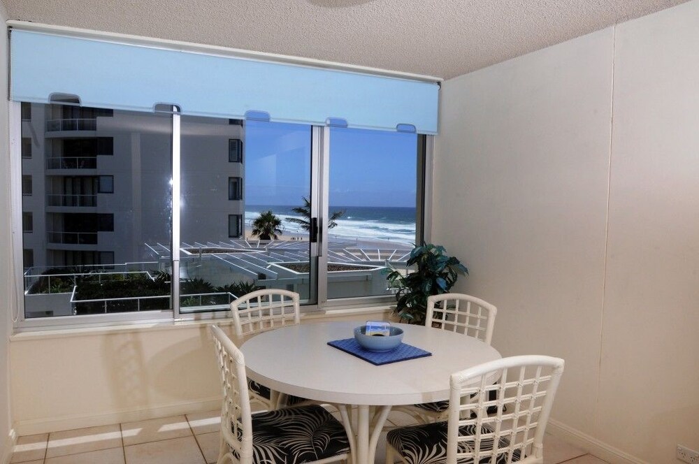 Anglesea Beachfront Court Holiday Units