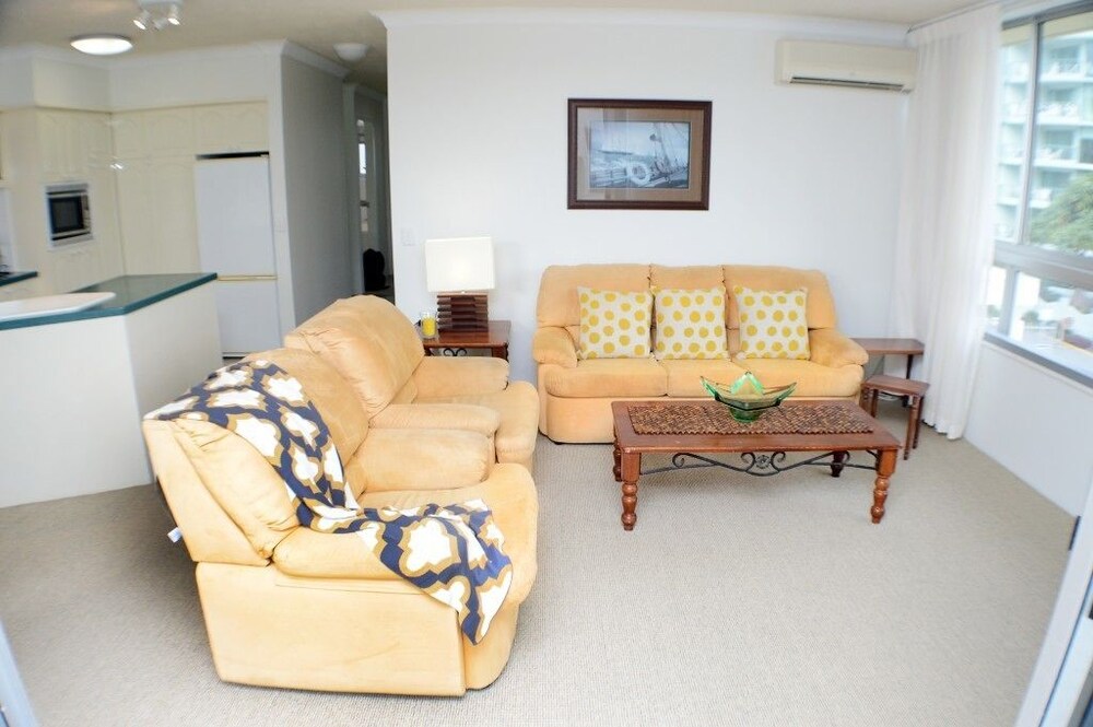 Anglesea Beachfront Court Holiday Units