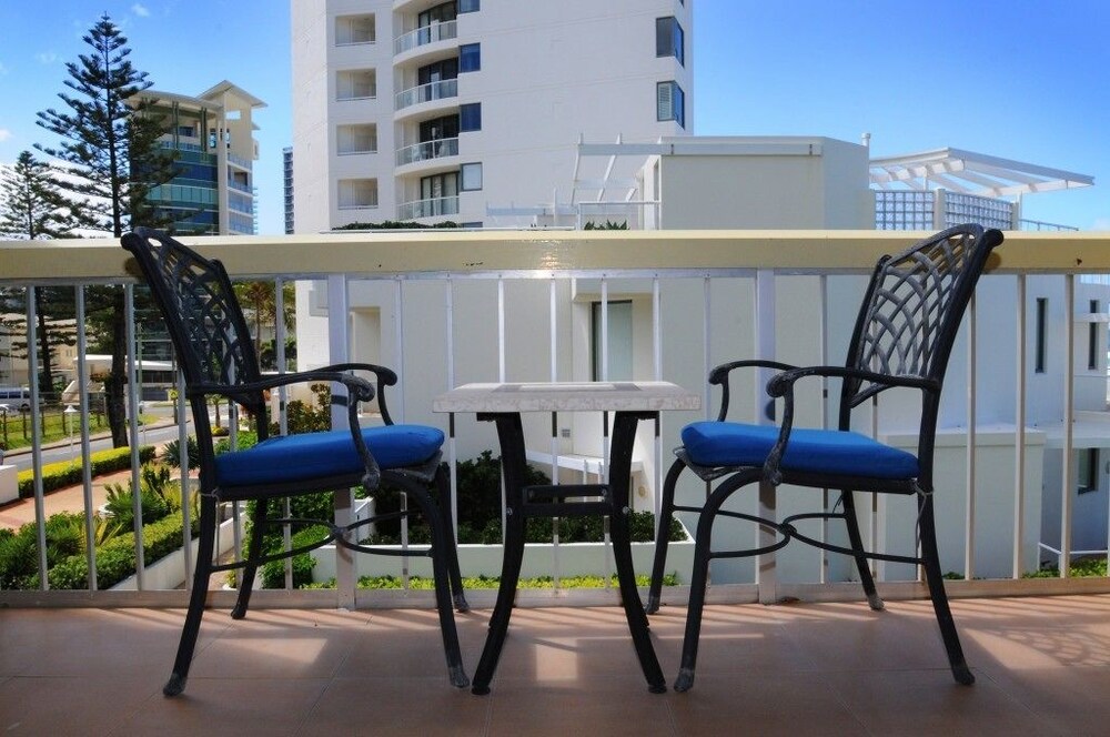 Anglesea Beachfront Court Holiday Units