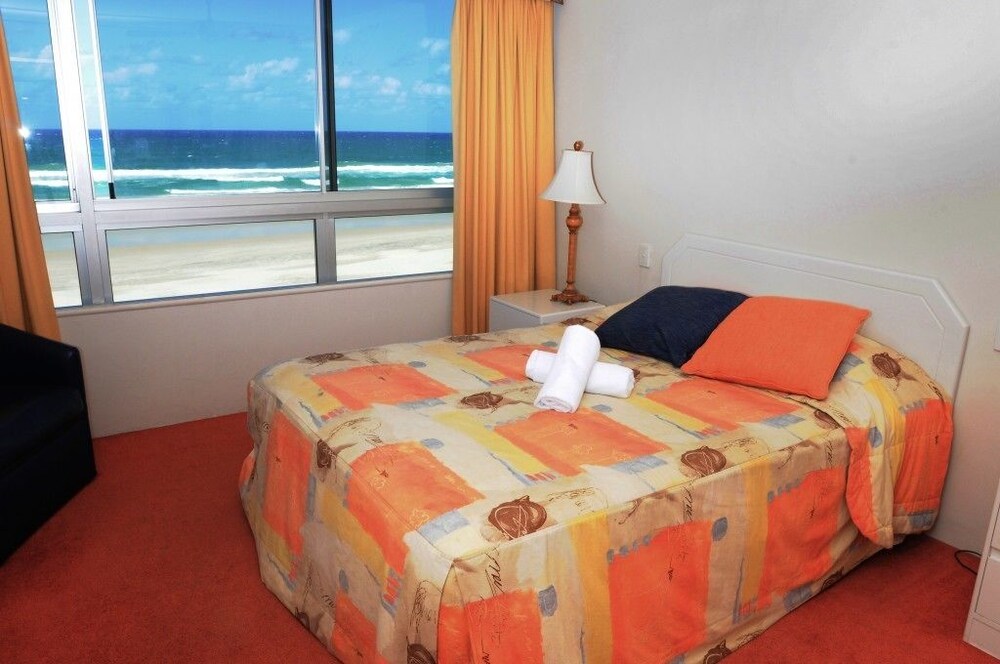 Anglesea Beachfront Court Holiday Units