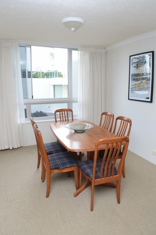 Anglesea Beachfront Court Holiday Units
