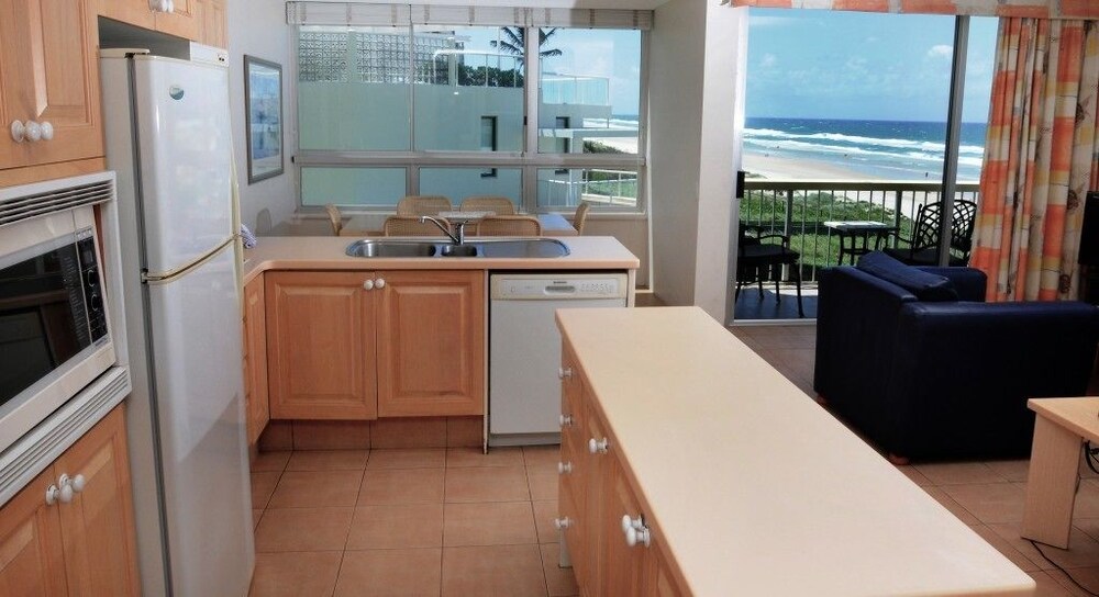 Anglesea Beachfront Court Holiday Units