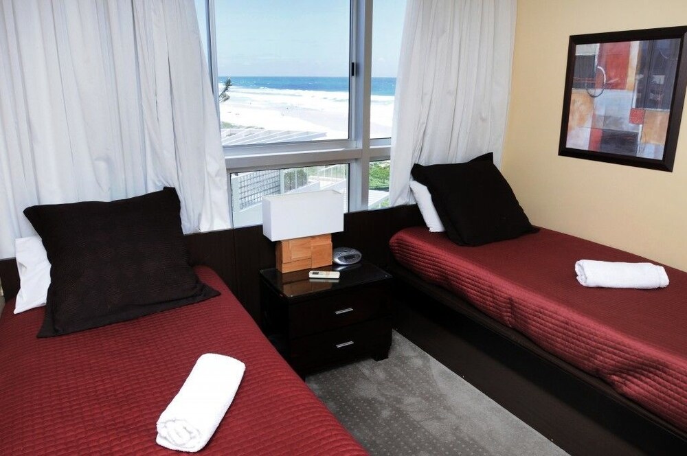Anglesea Beachfront Court Holiday Units