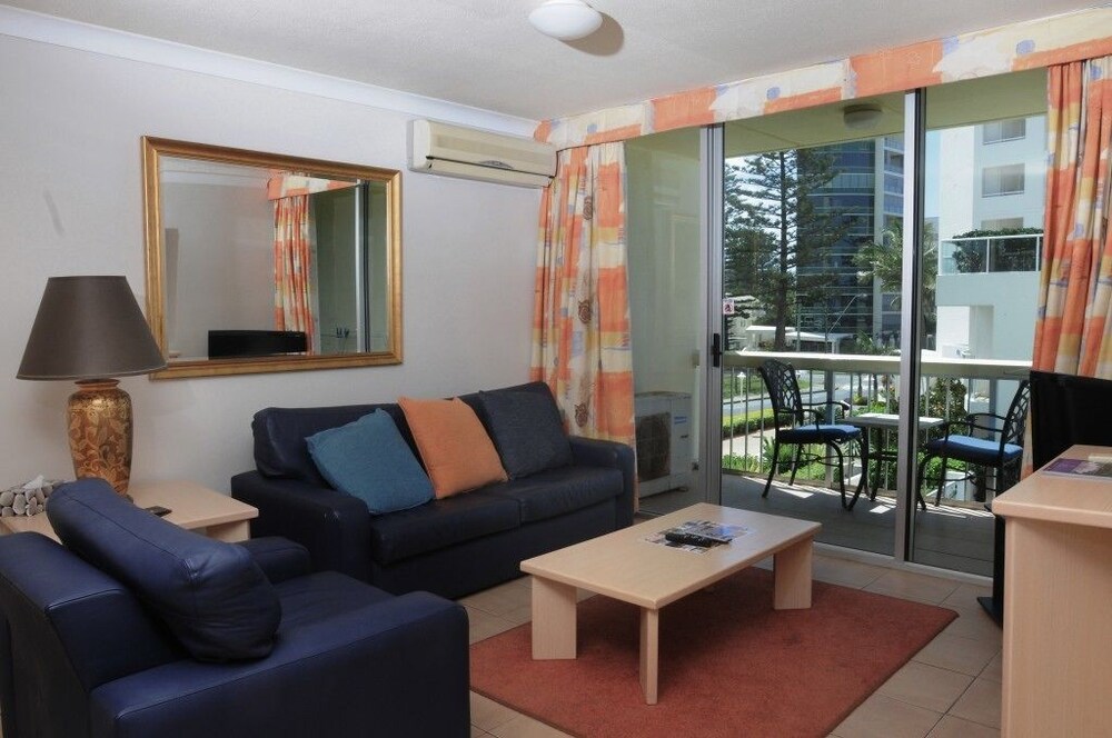 Anglesea Beachfront Court Holiday Units