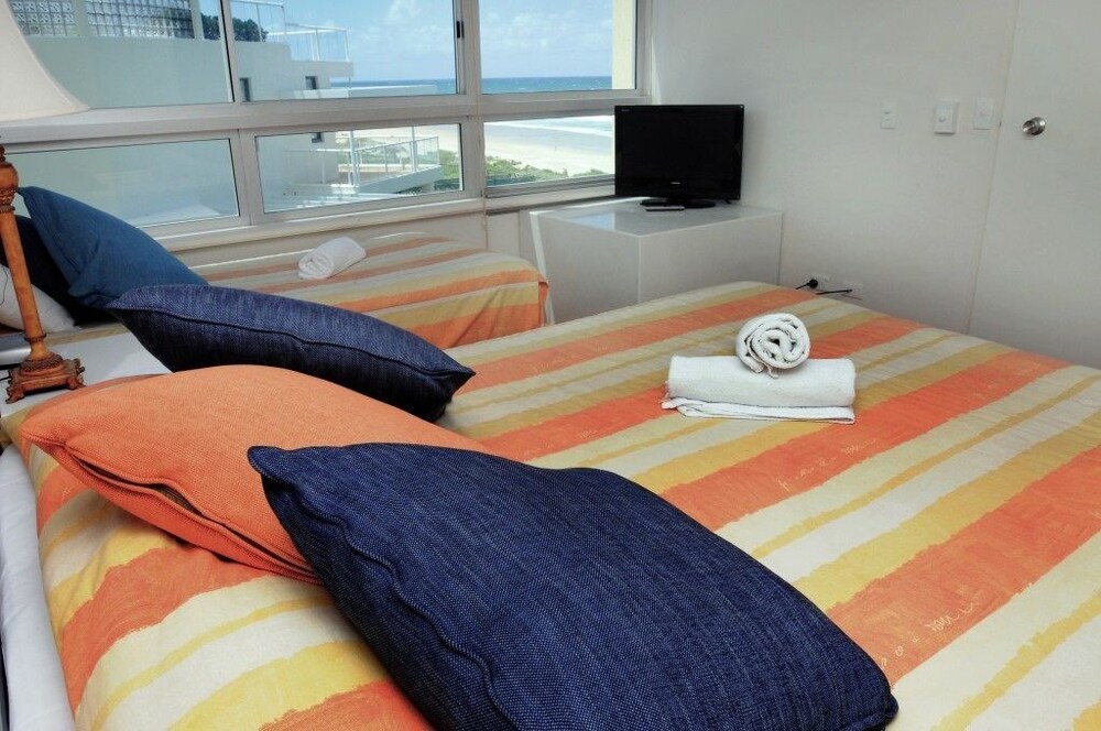 Anglesea Beachfront Court Holiday Units