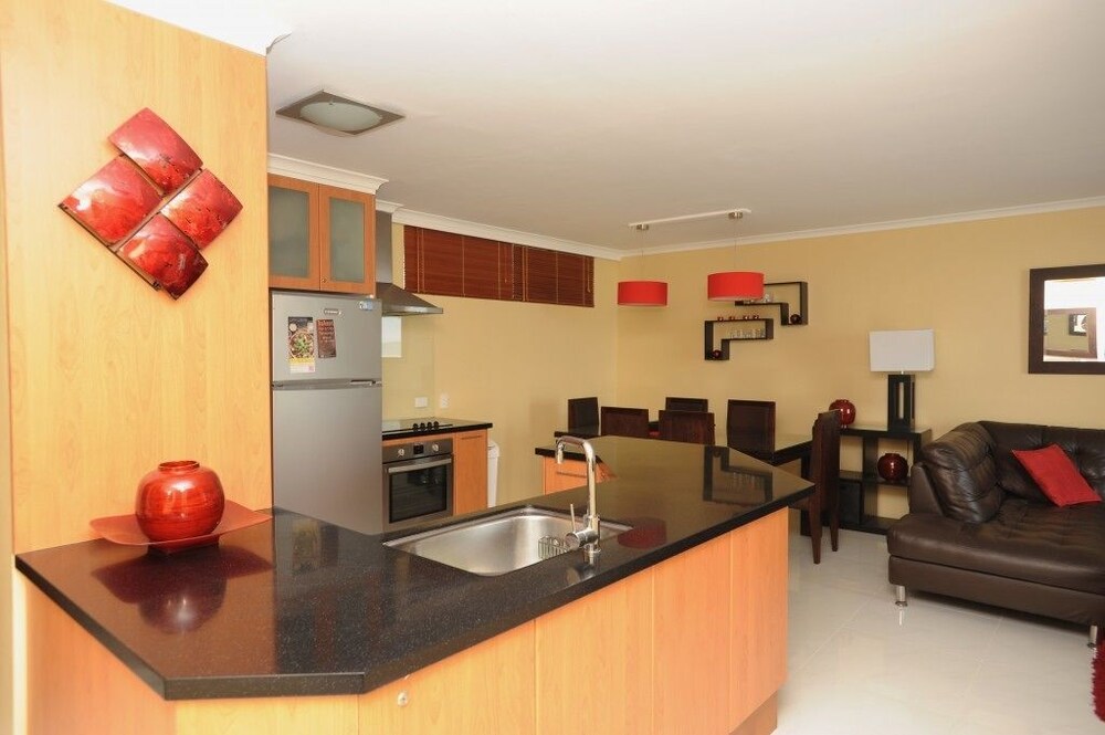 Anglesea Beachfront Court Holiday Units