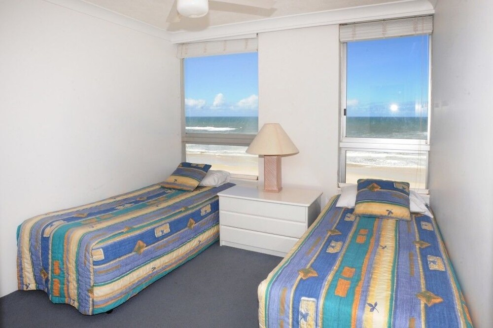 Anglesea Beachfront Court Holiday Units