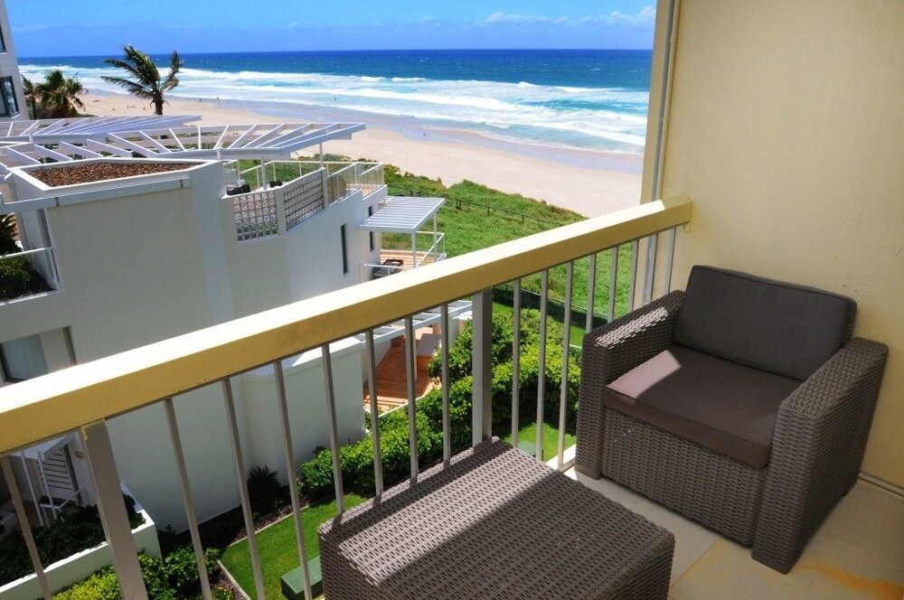 Anglesea Beachfront Court Holiday Units