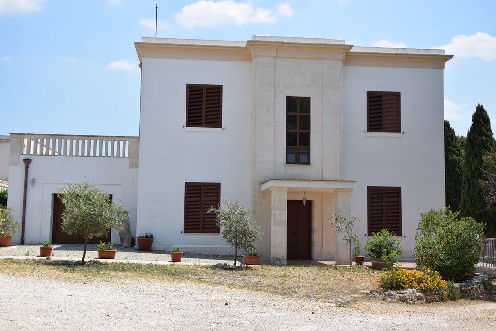 MASSERIA BELVEDERE