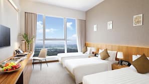 Premium bedding, minibar, in-room safe, desk