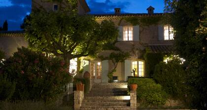 Villa Rustica Domaine La Tulisse