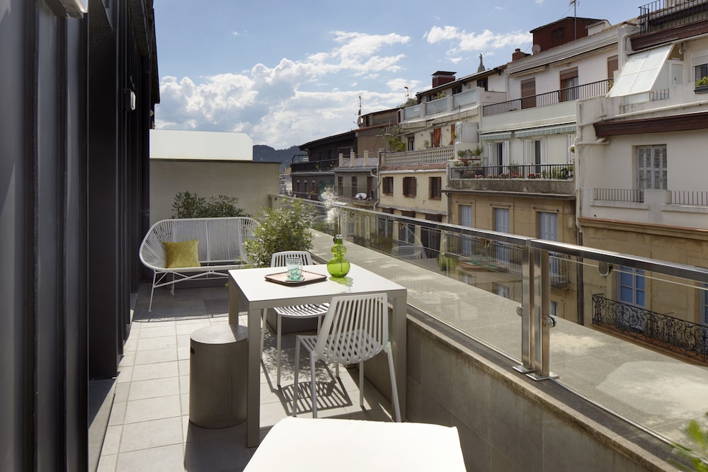 Photo - Basque Terrace by FeelFree Rentals