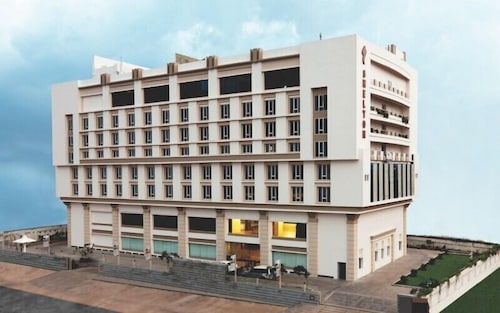 Hotel Shelton Rajamahendri in Rajahmundry, India