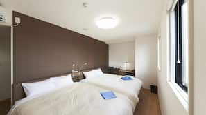 Premium bedding, down comforters, in-room safe, desk