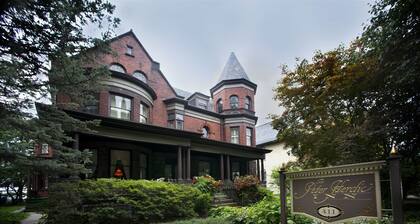 The Peter Herdic Inn