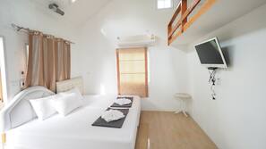 Rollaway beds, free WiFi